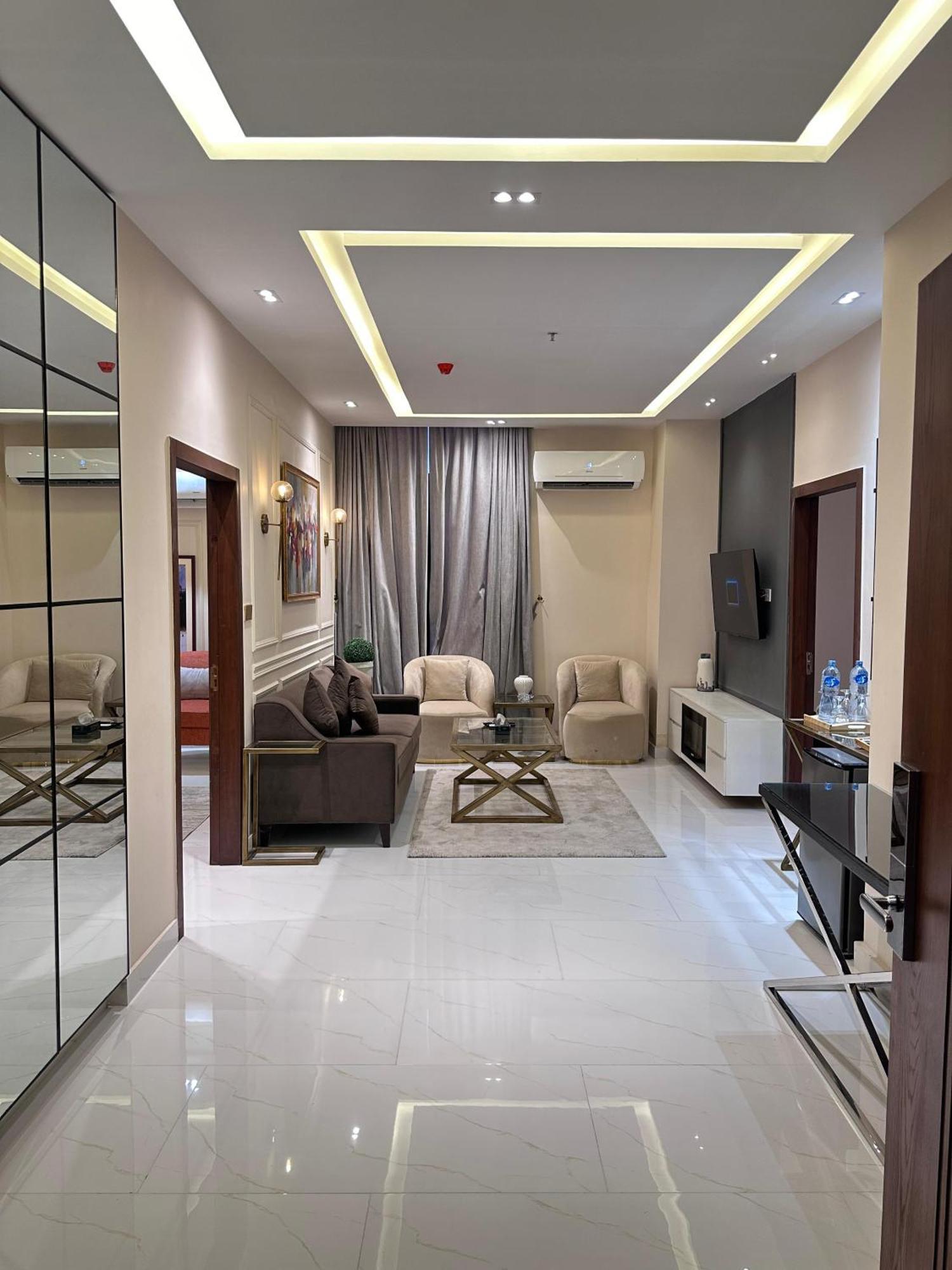 Pavilion Suites - Premium Aparthotel In Bahria Town Rawalpindi Bagian luar foto