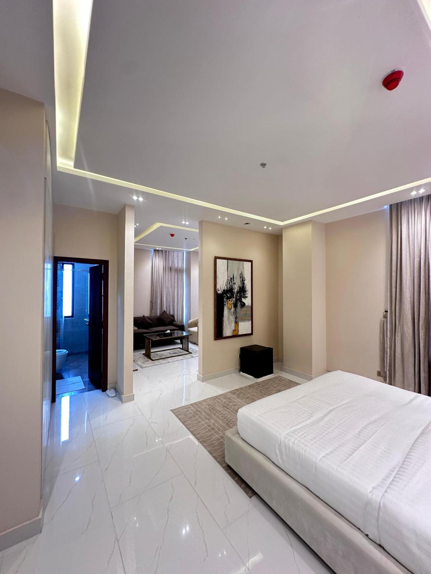 Pavilion Suites - Premium Aparthotel In Bahria Town Rawalpindi Bagian luar foto