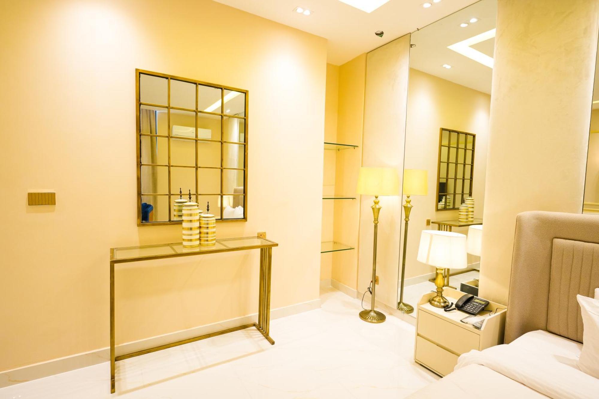 Pavilion Suites - Premium Aparthotel In Bahria Town Rawalpindi Bagian luar foto